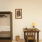 Vendégház Cor Urbis - Le 4*